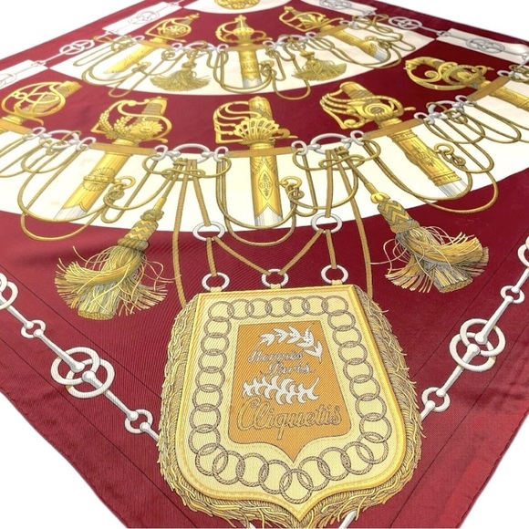 Hermès Rare & Vintage cliquetis RATTLING BORDEAUX Etriers Iconic
Silk Scarf wrap - Picture 7 of 10